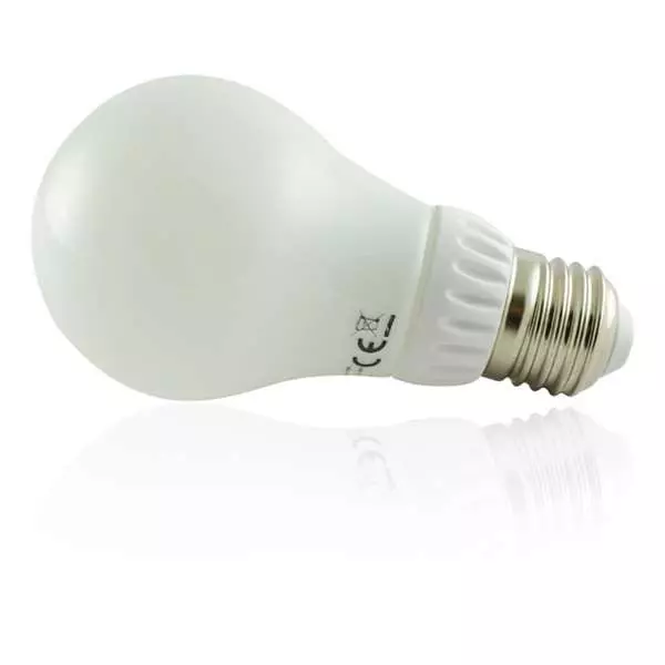 Ampoule LED E27 7,5W 600lm P45 - Blanc Chaud 2700K