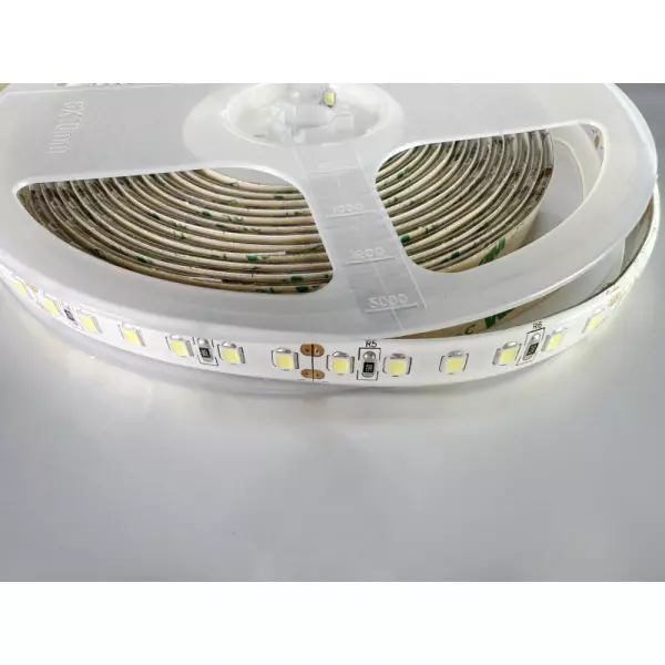 Ruban LED Blanc 24V haute luminosité 120 LED/m étanche 25W/m 5m - Blanc du Jour 6000K
