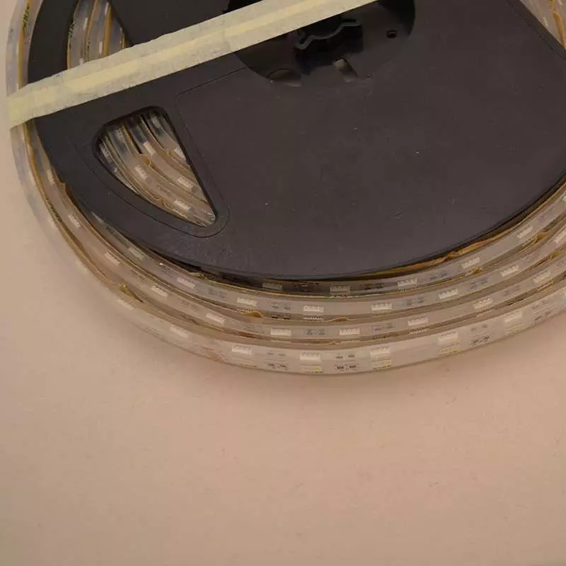 Ruban LED RGB 24V 30 LED/m 7,2W/m étanche IP68 - Longueur 5m Ruban LED RGB 24V 30 LED/m 7,2W/m étanche IP68 - Longueur 5m
